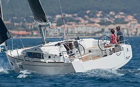 Luxury Yacht/Marina Swinoujscie